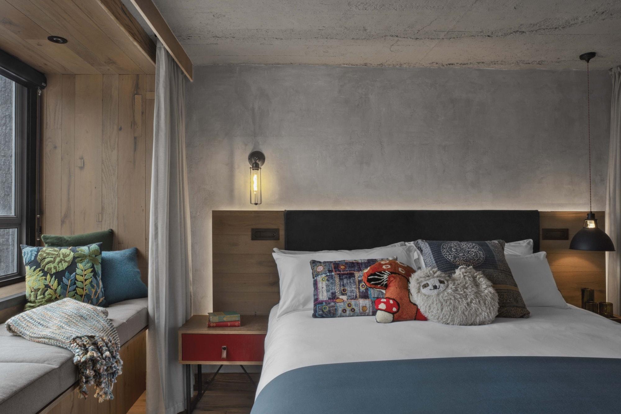 Treehouse Hotel